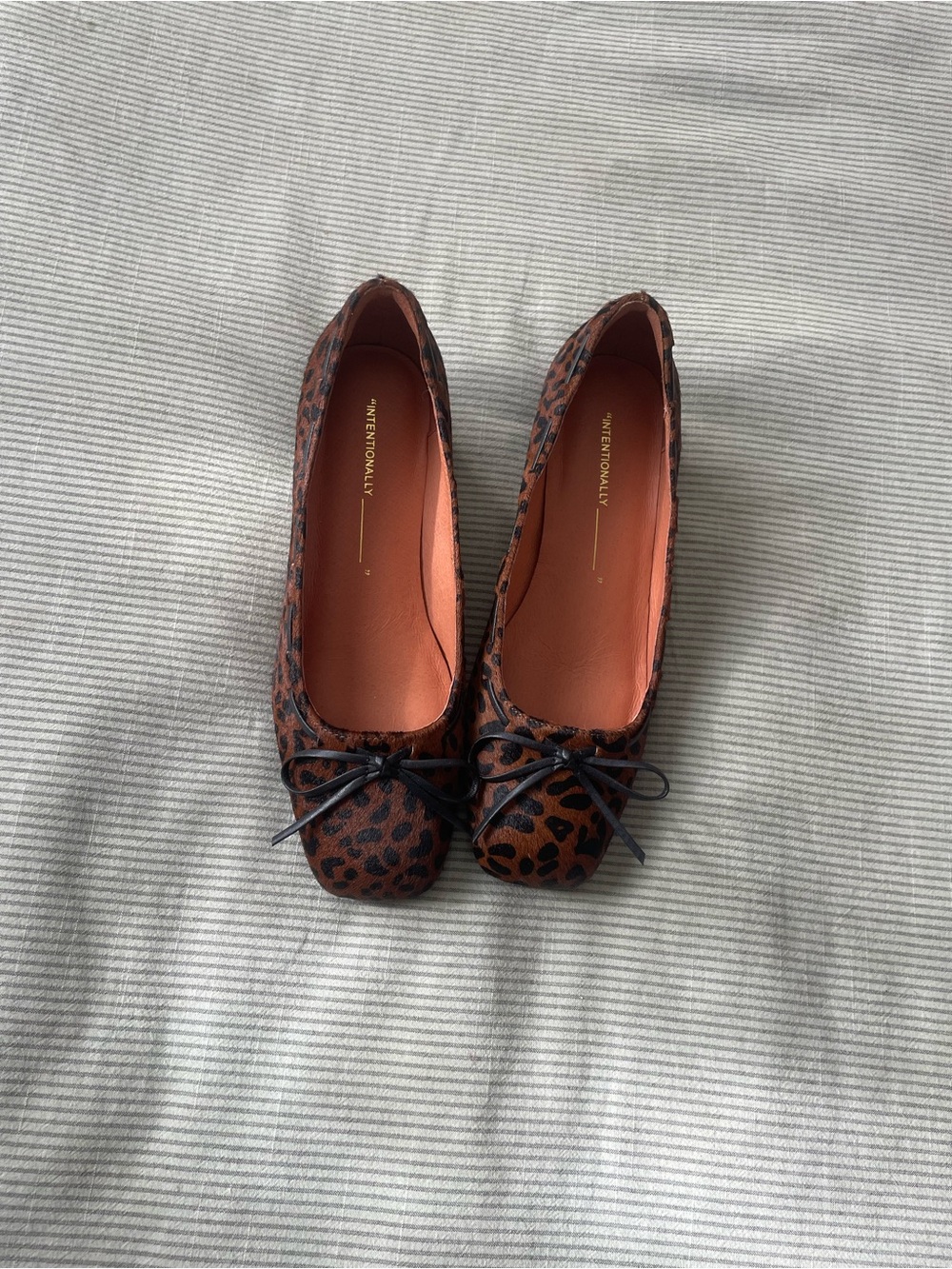 INTENTIONALLY BLANK Leopard Print Ballet Flats - Brown & Black